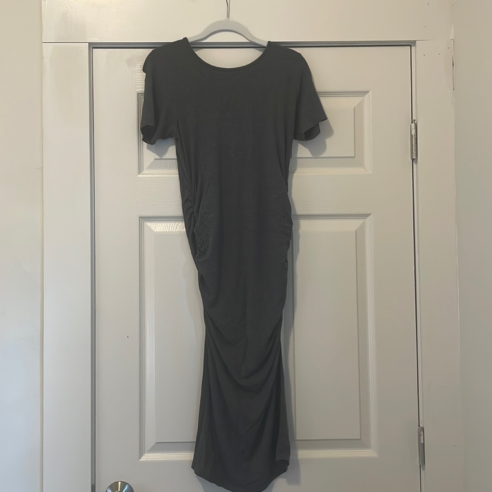 Comfy form fitting and ruched dress - appropriate for work or going out
